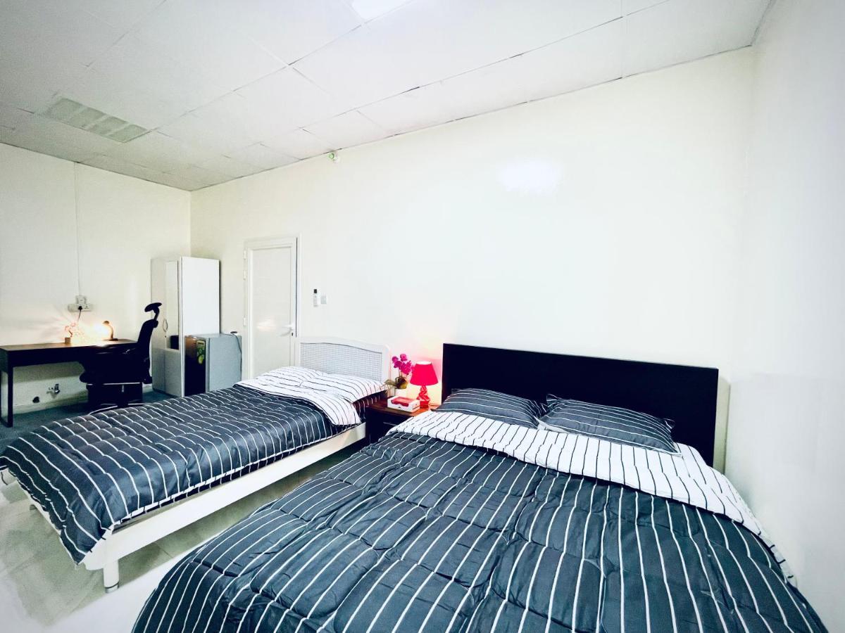 Private 2Bedroom Villa With T&B And Kitchenette Near Abu Dhabi International Airport エクステリア 写真